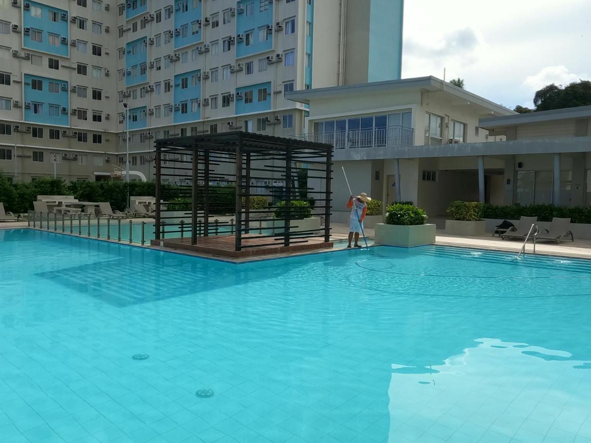 Condotel DC Dumaguete City Eksteriør billede
