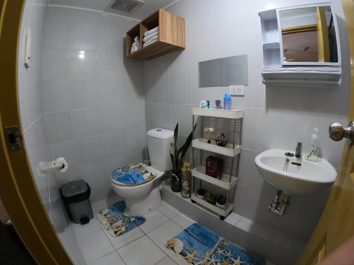 Condotel DC Dumaguete City Eksteriør billede