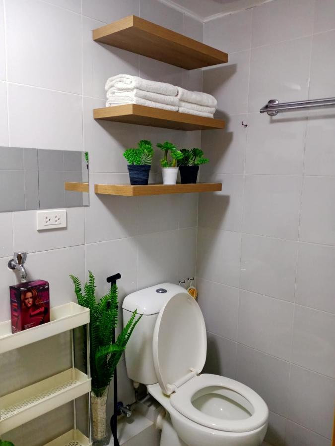 Condotel DC Dumaguete City Eksteriør billede