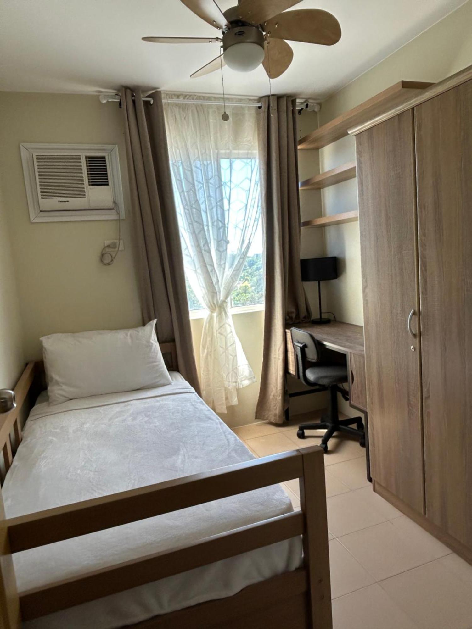 Condotel DC Dumaguete City Eksteriør billede